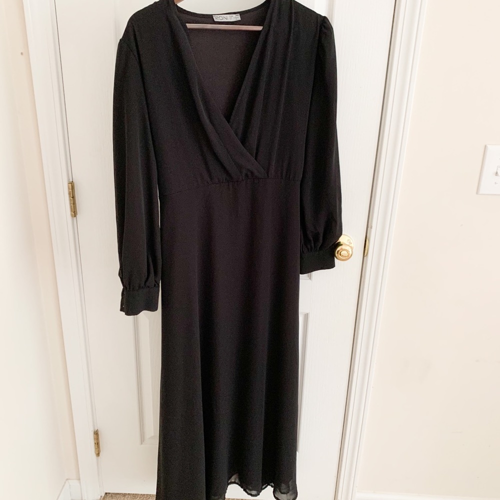 Black long sleeve maxi dress